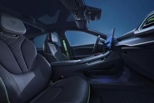 北汽“殺手锏”?風阻0.1925Cd,800V架構3.7S破百,麋鹿82.8km/h