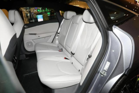 北汽“殺手锏”?風阻0.1925Cd,800V架構3.7S破百,麋鹿82.8km/h