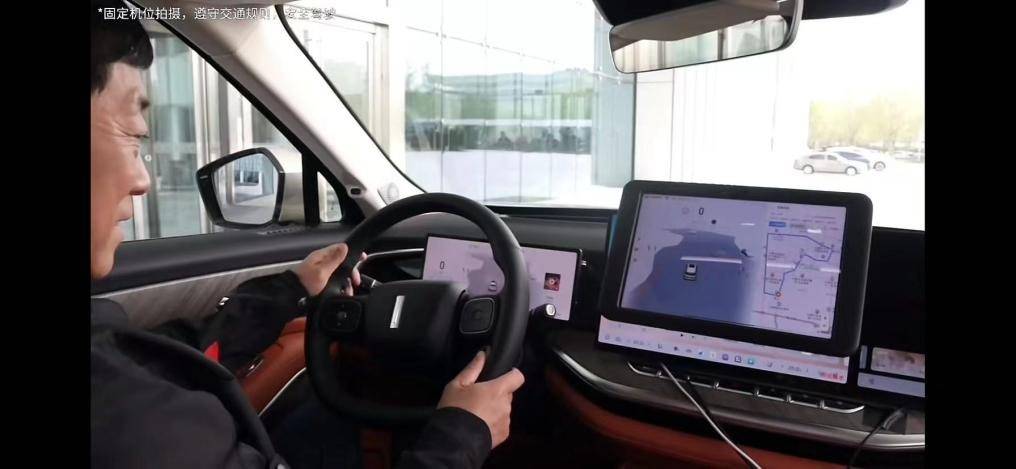 魏建軍直播親測長城全場景NOA!安全好用媲美“老司機”