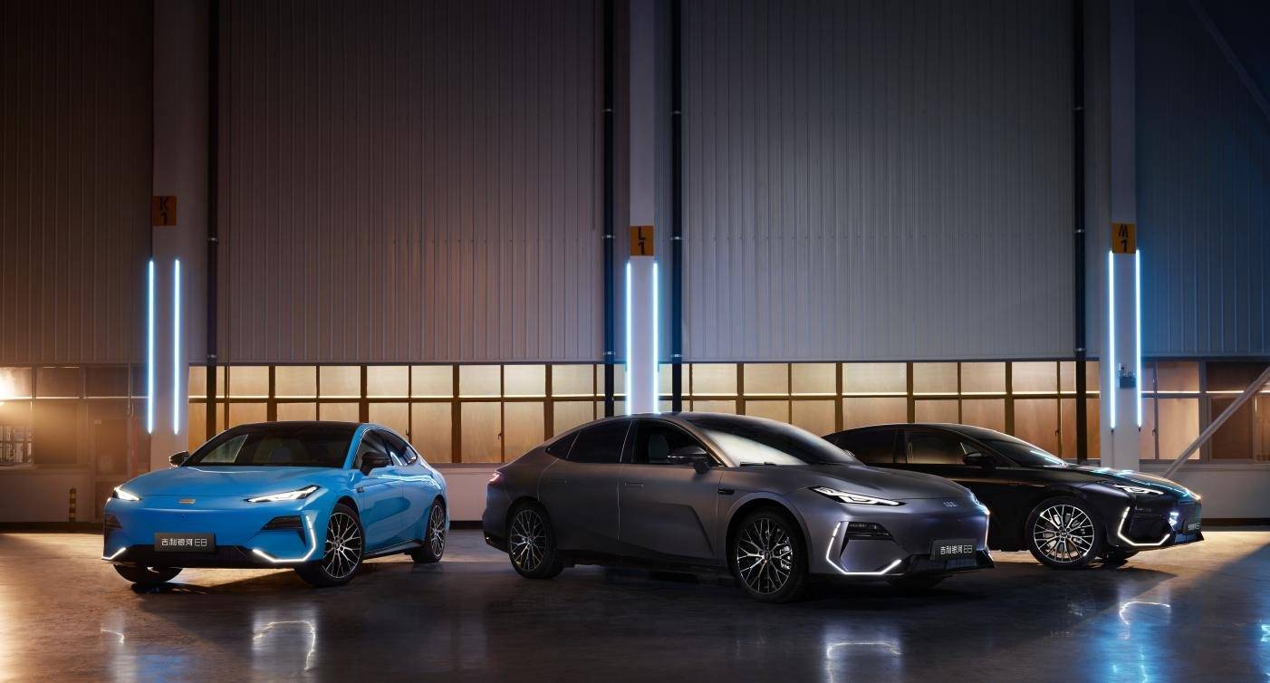 16-22萬級必看吉利銀河E8,兩款龍騰版強勢來襲