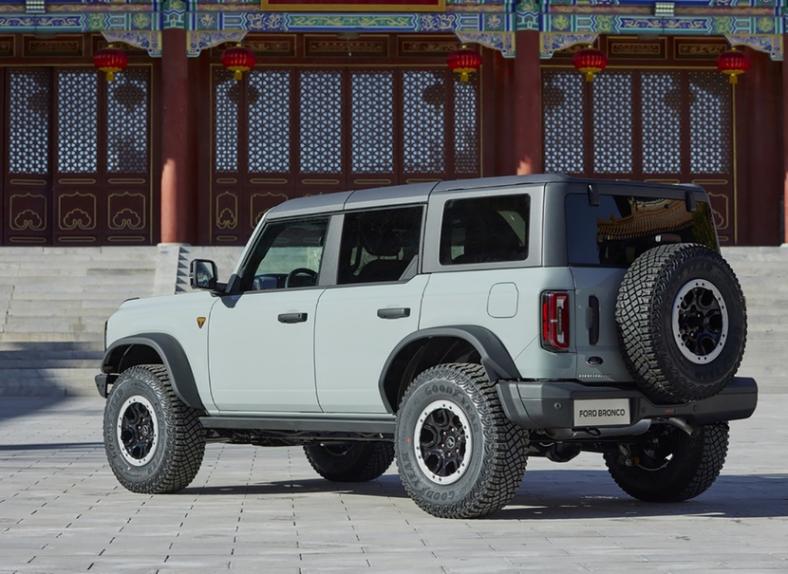 均價40萬以上 北京車展這些高端車值得關注 GL8插混/ Macan EV