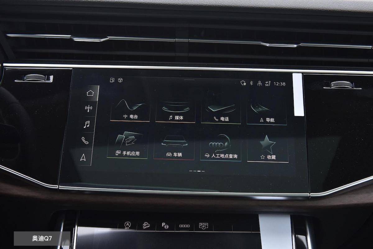 預算60萬買豪華SUV,林肯飛行家對比奧迪Q7,究竟誰更勝一籌?