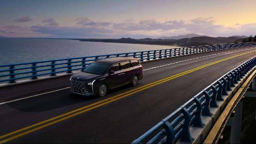 風行星海V9試駕體驗:豪華與智能的完美融合