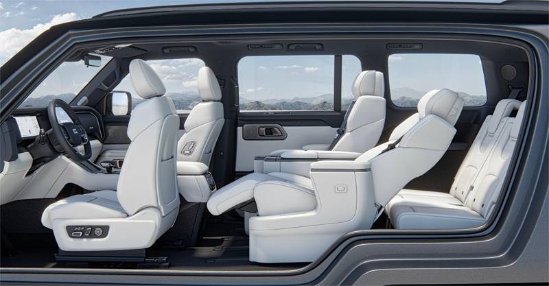 “一車當三車”的極石01,即將亮相2024北京國際車展