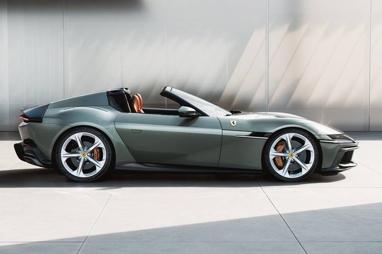 除了全新的V12發動機,法拉利的這款全新跑車還不如國產新能源?