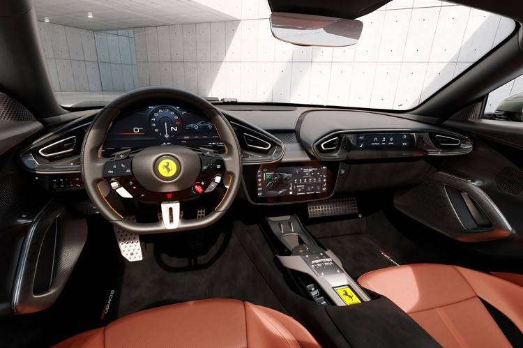 除了全新的V12發動機,法拉利的這款全新跑車還不如國產新能源?