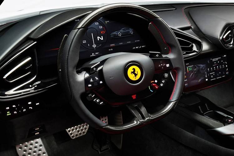 除了全新的V12發動機,法拉利的這款全新跑車還不如國產新能源?