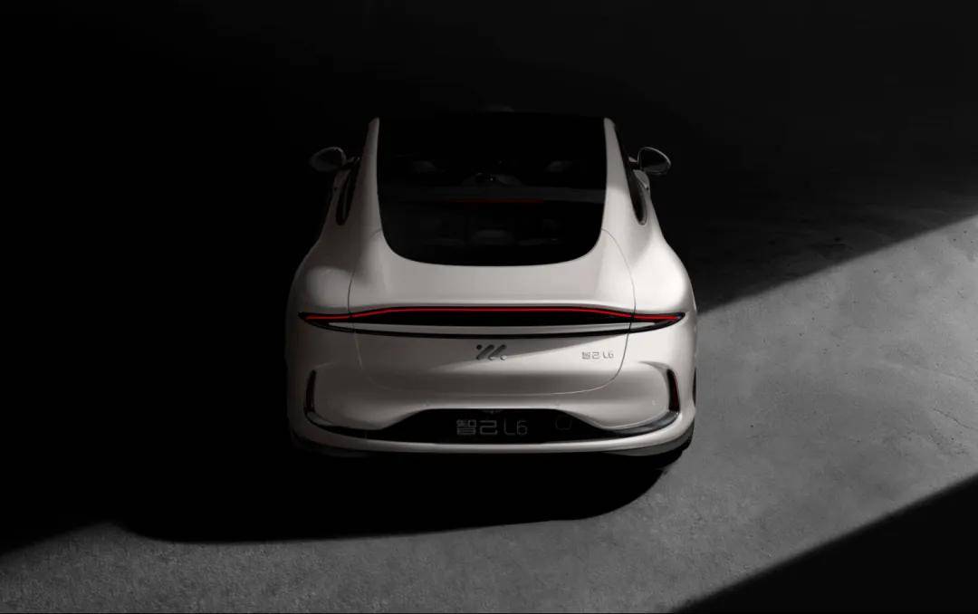 拋開(kāi)輿論爭(zhēng)議,智己L6產(chǎn)品力能挑戰(zhàn)小米SU7嗎?