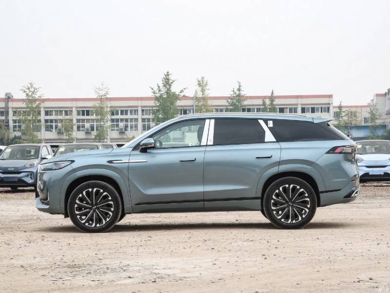 糾結(jié)買瑞虎9還是星越L?看完才知道什么是舒適天花板