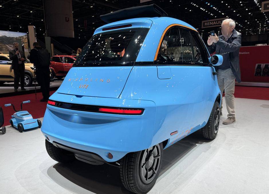 歐洲的老頭樂,比五菱MINI EV還要簡單,跟碰碰車沒區別