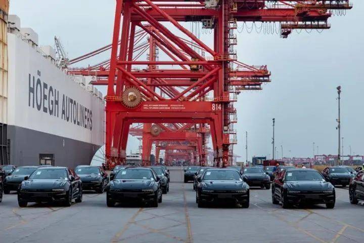 極氪閃電IPO過后,電動汽車冷戰正式打響