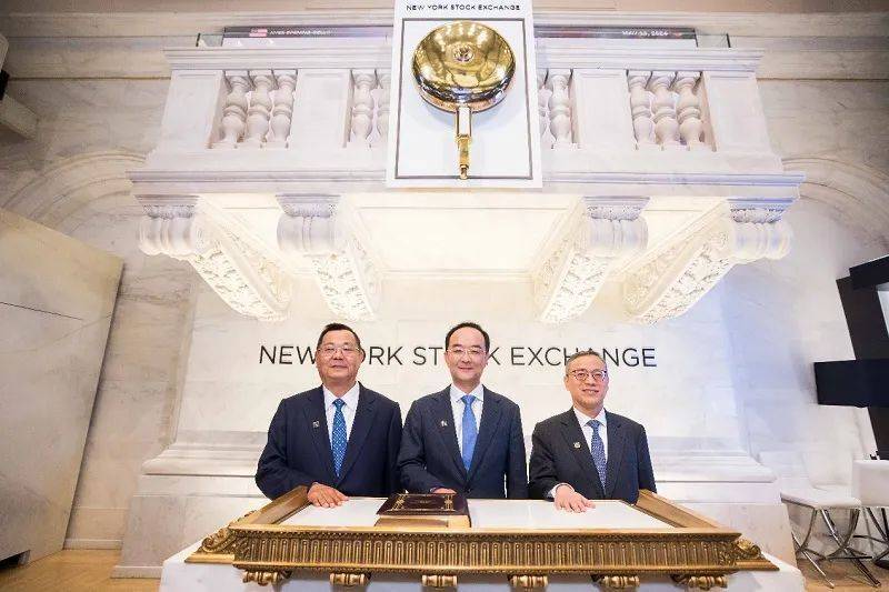 極氪閃電IPO過后,電動汽車冷戰正式打響