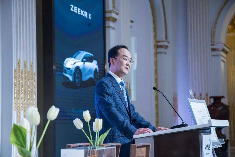 極氪閃電IPO過后,電動汽車冷戰正式打響