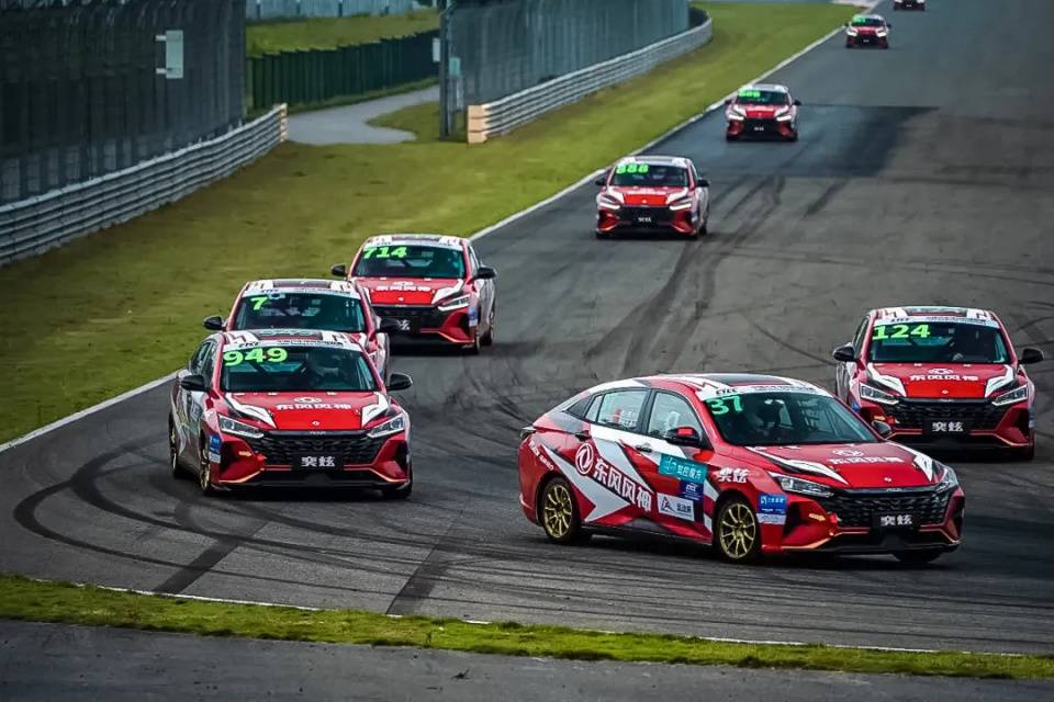 與其慕強,不如登場!東風風神奕炫杯統規賽首戰株洲