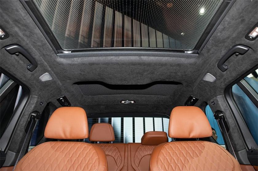 被紅旗、寶馬、賓利同時選中的Alcantara內(nèi)飾材料是什么來頭?