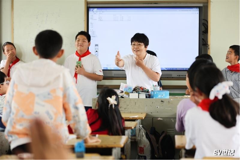 上汽通用汽車蟬聯(lián)兩項企業(yè)社會責(zé)任權(quán)威大獎