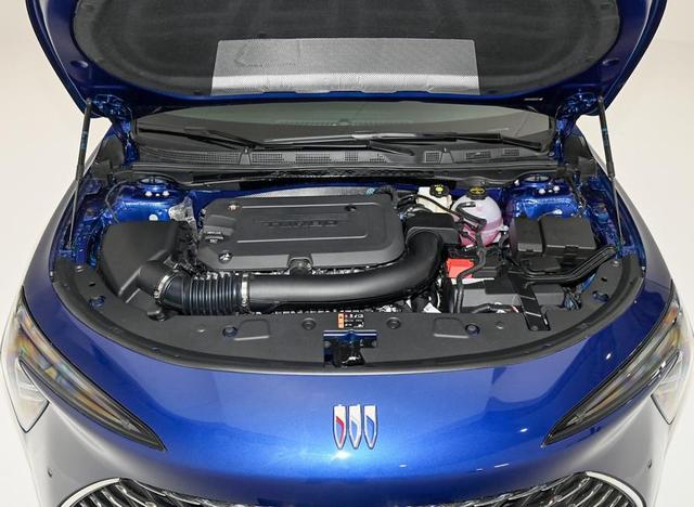 一口價(jià)更高性價(jià)比!別克君越白金款雙色內(nèi)飾12月開放下定,能買?-有駕 一口價(jià)更高性價(jià)比!別克君越白金款雙色內(nèi)飾12月開放下定,能買?-有駕