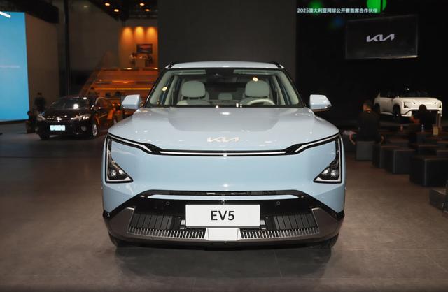 14.98萬起售：2025款起亞EV5 能否改變消費者對于韓系車的認知？-有駕