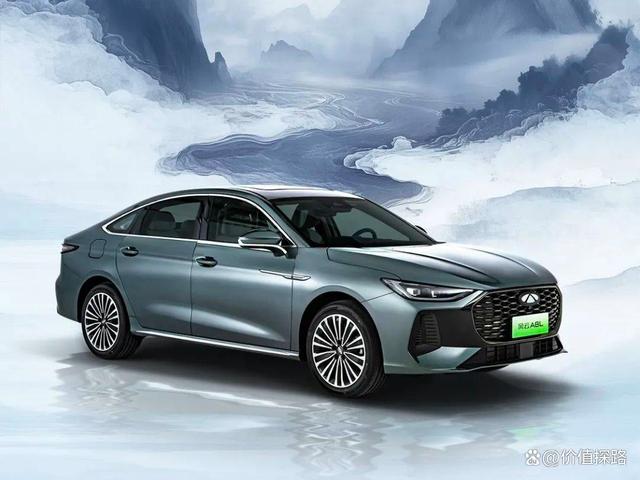 實力不輸秦L,奇瑞風云A8L街頭實拍圖曝光,預計10萬內起售-有駕 實力不輸秦L,奇瑞風云A8L街頭實拍圖曝光,預計10萬內起售-有駕