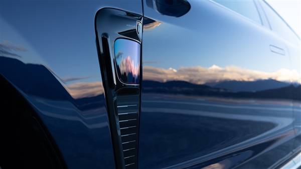 首發0機械連接線控轉向:蔚來最高端旗艦轎車ET9官圖發布