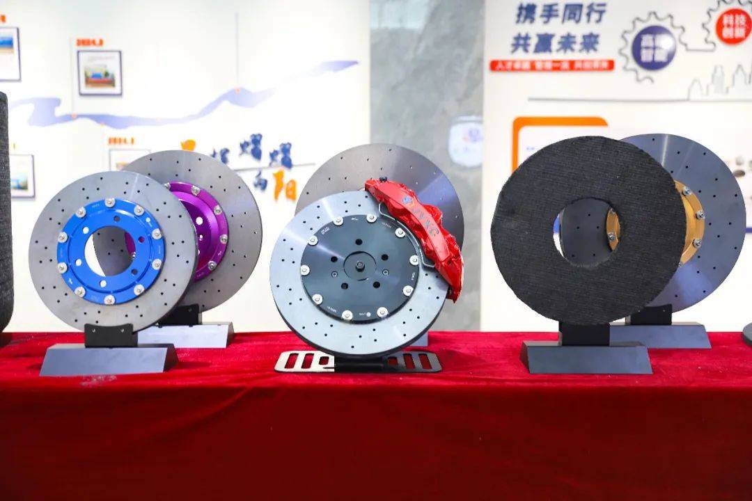 “興文造”汽車配件亮相2024年中東迪拜汽配展覽會(huì)