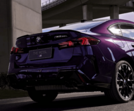 寶馬2系四門(mén)轎跑震撼登場(chǎng),運(yùn)動(dòng)豪華新體驗(yàn)等你來(lái)享!