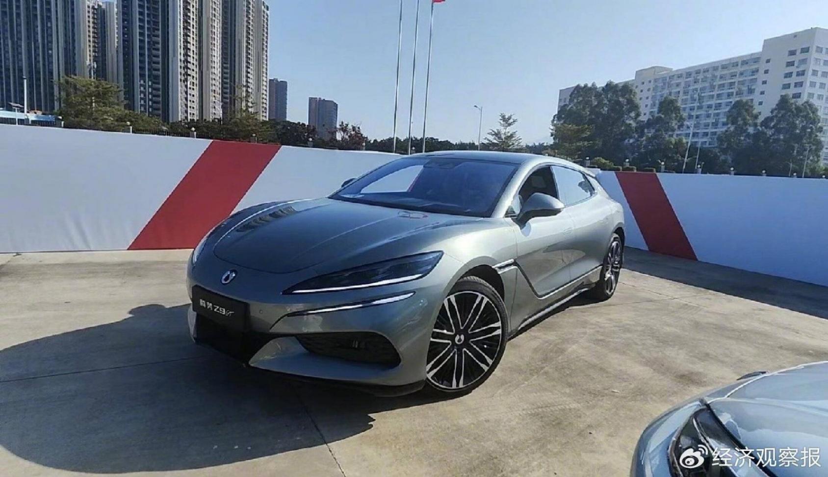 比亞迪“天神之眼”實測:城市智駕流暢,泊車技術成亮點