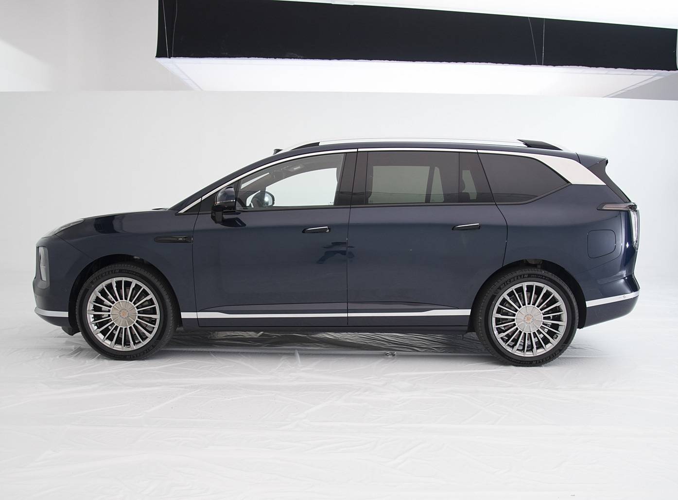 車長超5.1米,外觀大氣,綜合續航超1200km,昊鉑旗艦SUV將上市