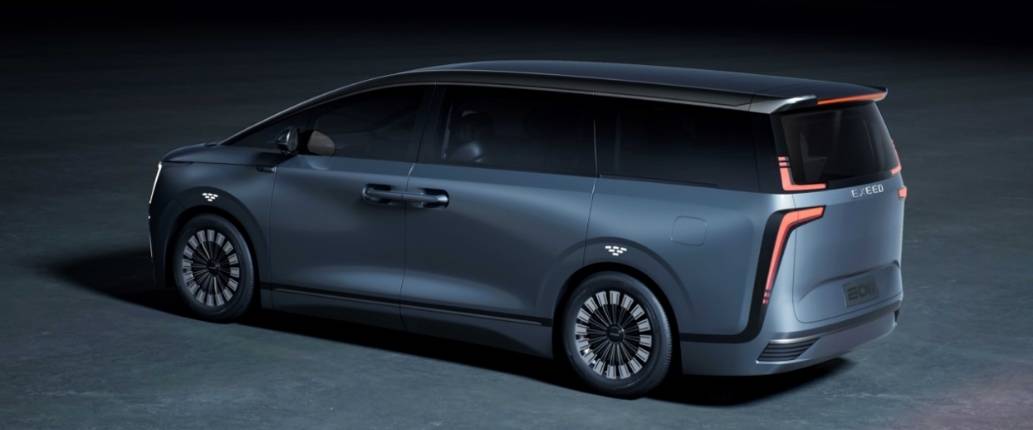 用“超越”打破“內卷”,星途引領“科技新豪華”