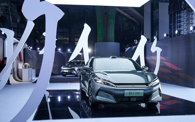 布加迪的加速,帕薩特的輪胎!比亞迪漢L設(shè)計(jì)師咋想的?