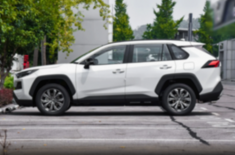 體驗一汽豐田-RAV4榮放,外觀硬朗,空間實用,省油好開還得是它!