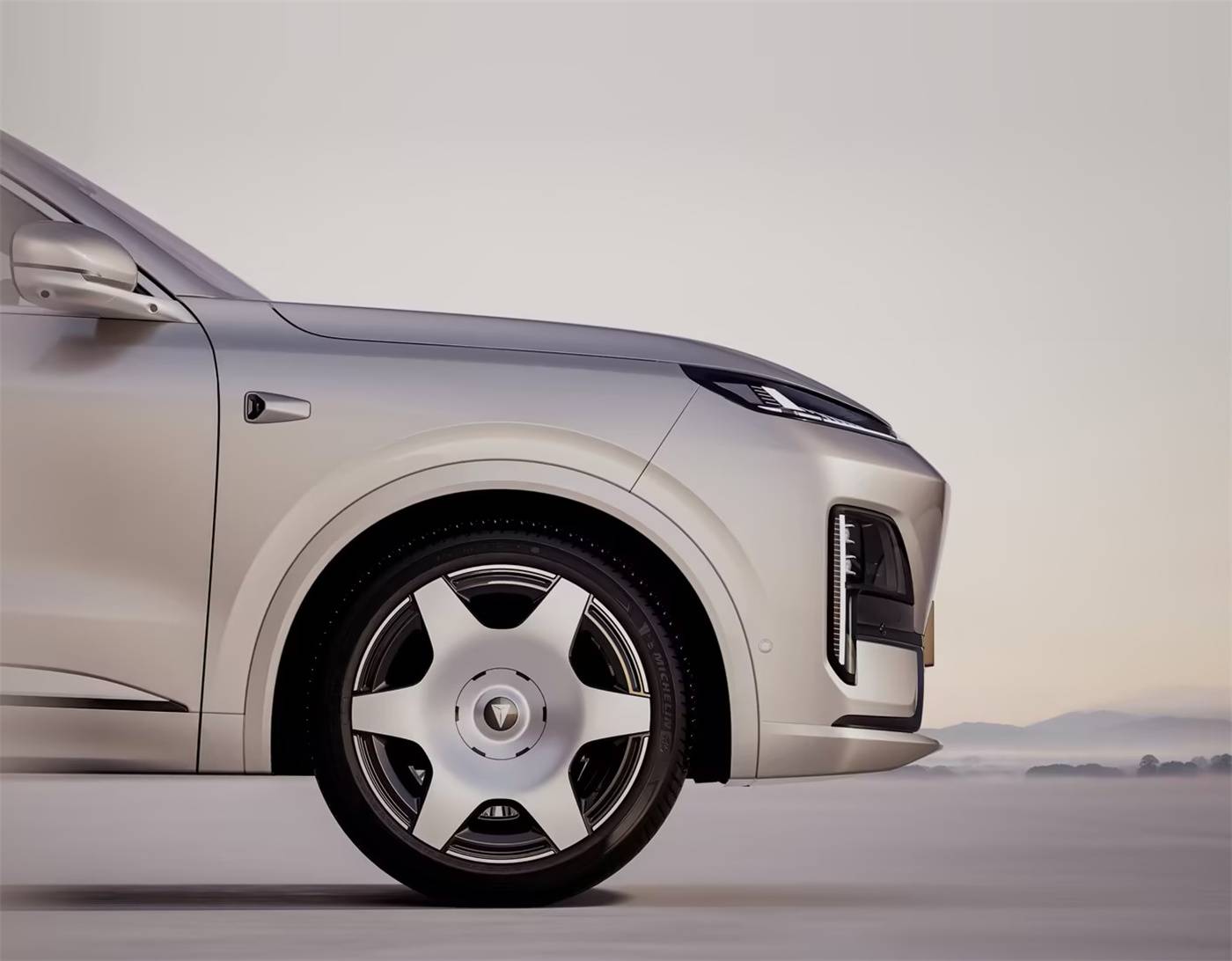 深藍(lán)S09入局在即,國產(chǎn)全尺寸SUV將開啟多強(qiáng)爭霸