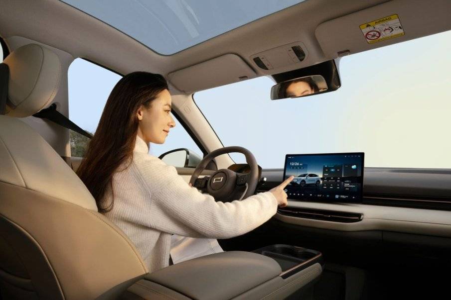 一汽奔騰悅意03:好看好開+大空間!讓過年出行生活充滿喜悅