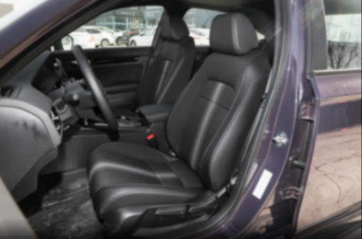 到店體驗本田思域,軸距2735mm,182馬力+4輪獨懸,值得入手嗎?