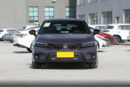 到店體驗本田思域,軸距2735mm,182馬力+4輪獨懸,值得入手嗎?