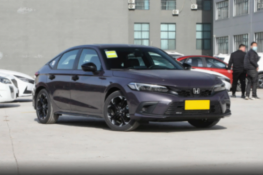 到店體驗本田思域,軸距2735mm,182馬力+4輪獨懸,值得入手嗎?