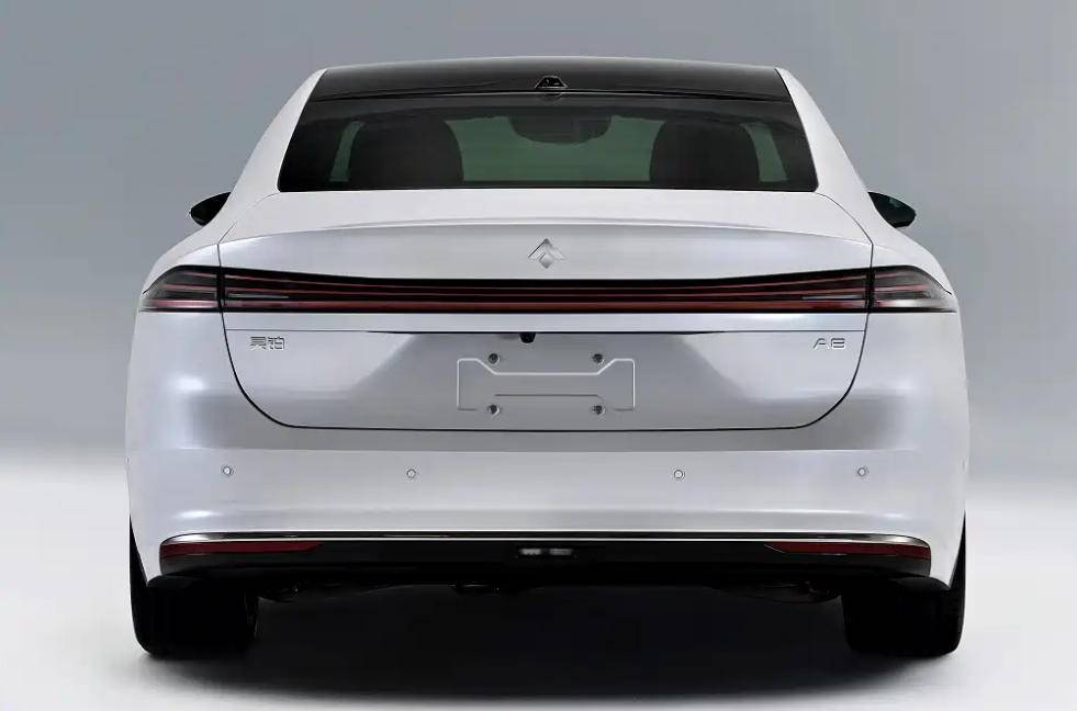 又一臺國產(chǎn)“A8”!昊鉑A8申報圖曝光,這顏值你給打幾分?