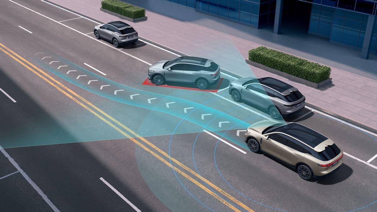 華系首款家用純電旗艦登場!嵐圖知音攜華為“全家桶”22萬起預售