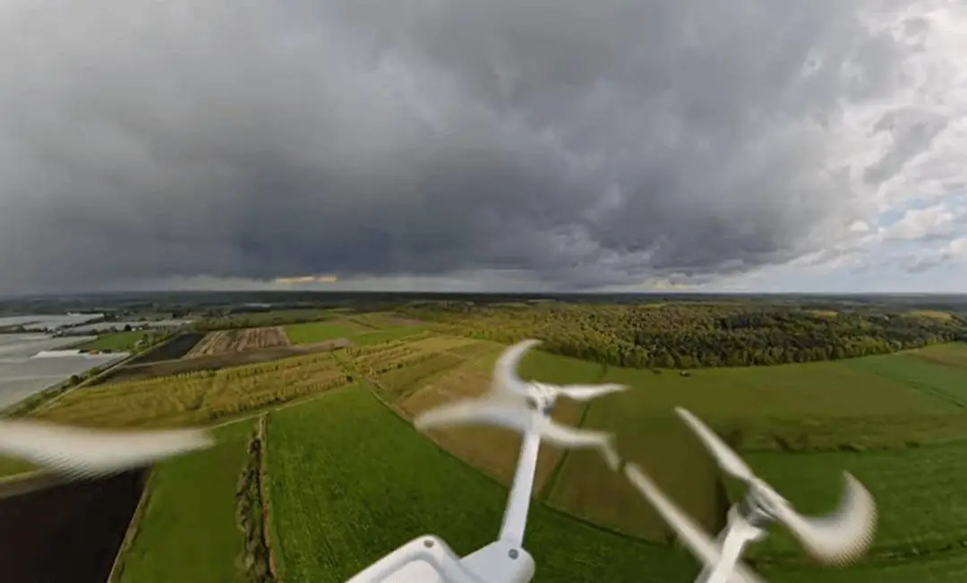 時隔多年,無人機市場終于開始好玩起來了