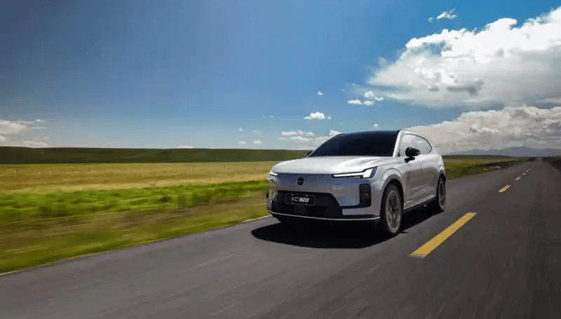 別輕易妄稱遙遙領(lǐng)先!沃爾沃XC70實測1585公里,用一箱油實現(xiàn)精準“超車”