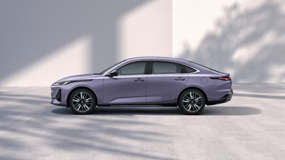 長安第四代逸動上市，搭載天樞智能座艙+新藍鯨動力，7.29萬元起！