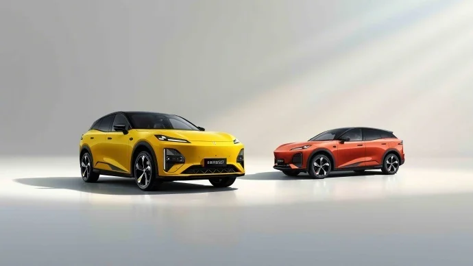 全新深藍S07上市:15.69萬起,全系標配華為乾崑ADS SE智駕 全新深藍S07上市:15.69萬起,全系標配華為乾崑ADS SE智駕