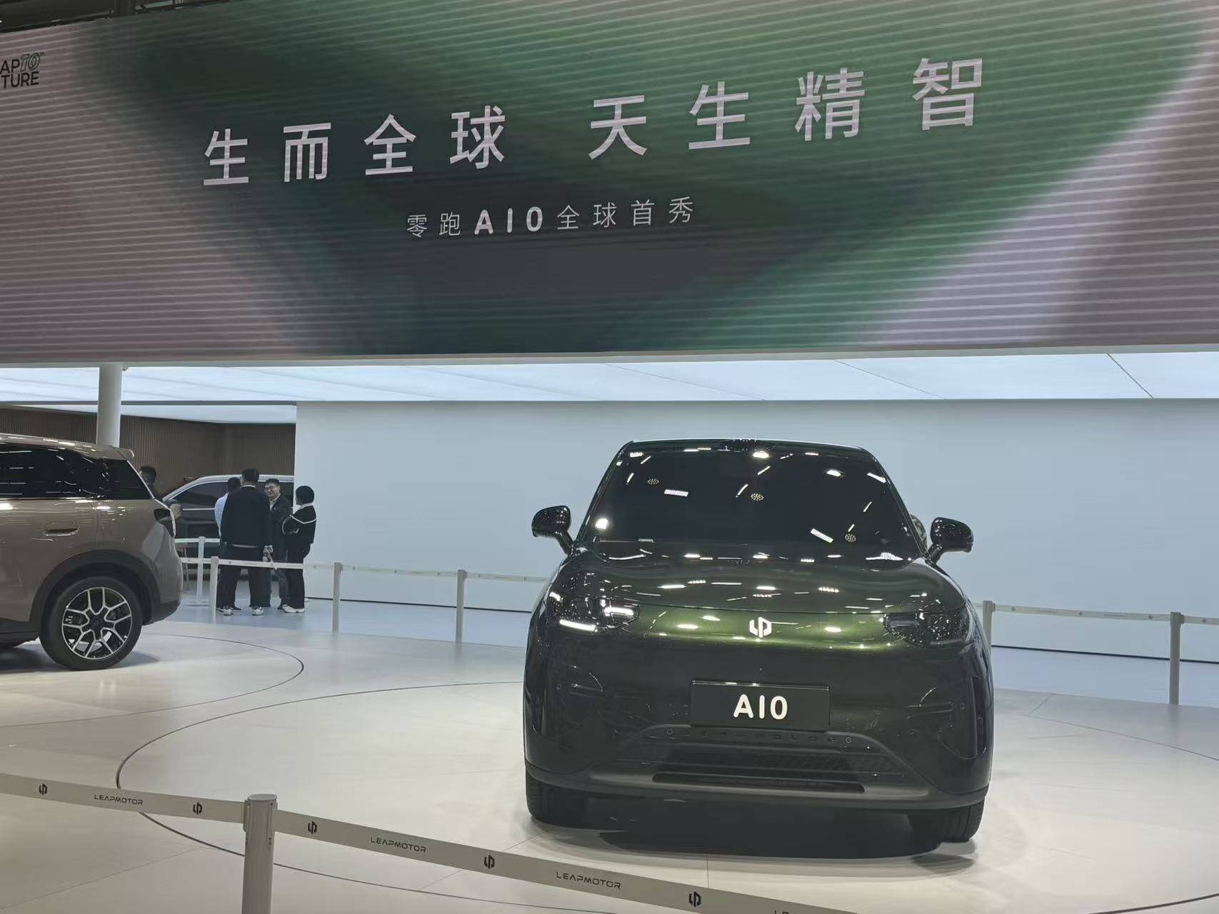 激光雷達下探10萬級!零跑A10首秀破局智能普惠困局